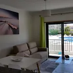 Vista Ondas Olhos De Agua * Αλμπουφέιρα